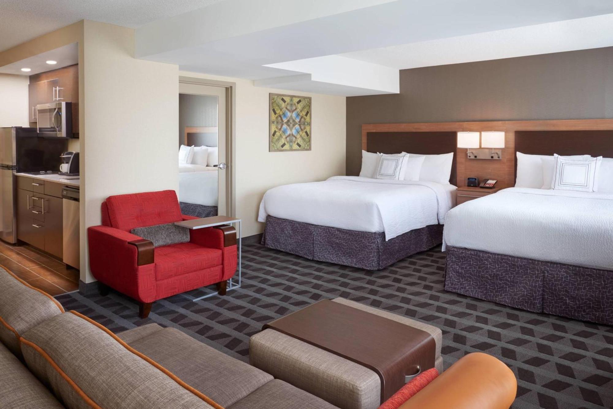 Towneplace Suites By Marriott Windsor Exteriör bild