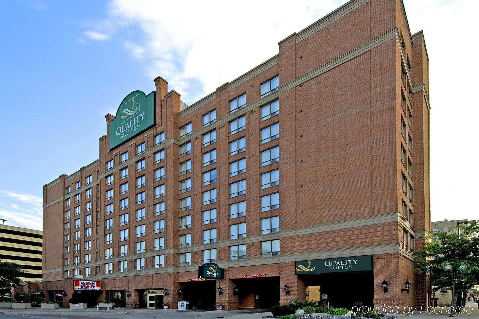 Towneplace Suites By Marriott Windsor Exteriör bild